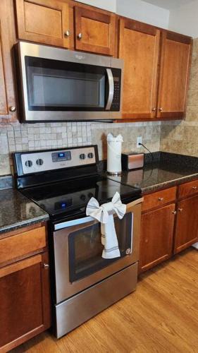 Southeast Raleigh Villa | Private Villa - 3 Bedroom House