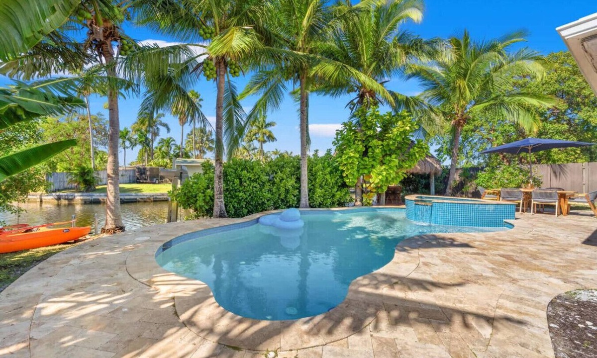 Fort Lauderdale House | Private Water Gem: Pool | Dock | Tiki Hut