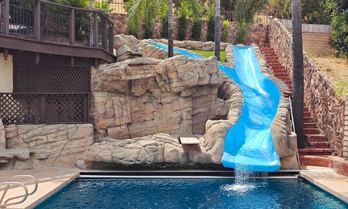 Canoga Park Villa | *Private Water Park* Hidden Cave! Outdoor Ktchn!