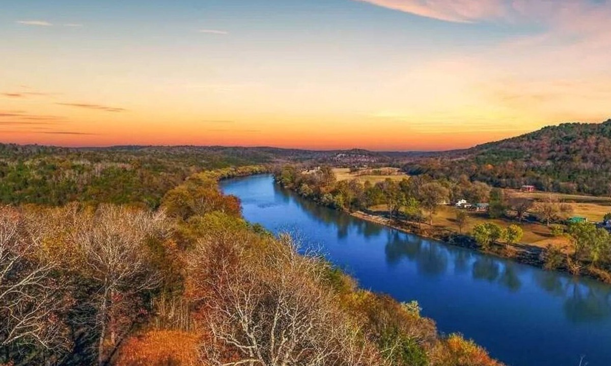 Mountain Home Cottage | Private White River Estate on 214 acres. ATV/hiking trails. Pets stay free