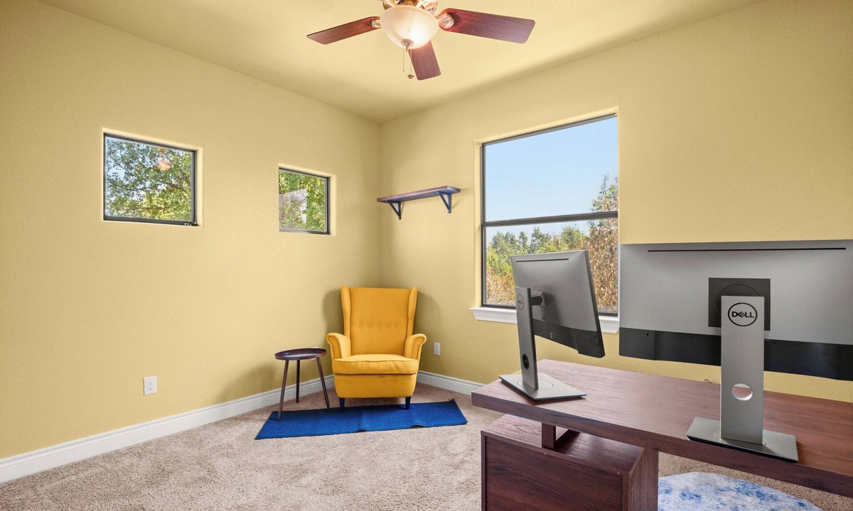 Heritage Hills House | Private Yard+Fast wifi+dual monitor office Snowbird’s paradise
