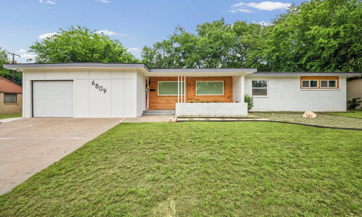 Richland Hills House | Private Yard - No Stairs - Office - Fort Worth