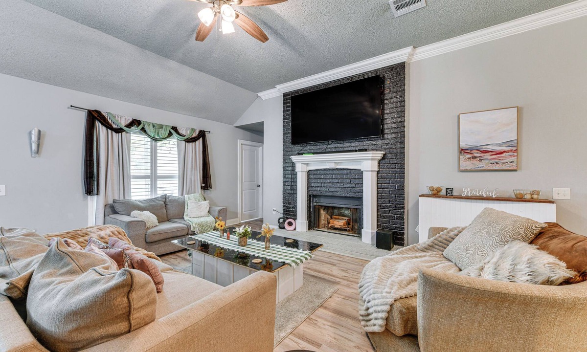 LaPlace House | Private Yard & Patios: Family Home in LaPlace!