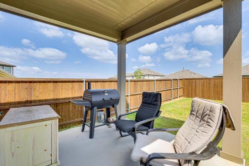 Aubrey House | Private Yard & Pool Access: Home in Krugerville