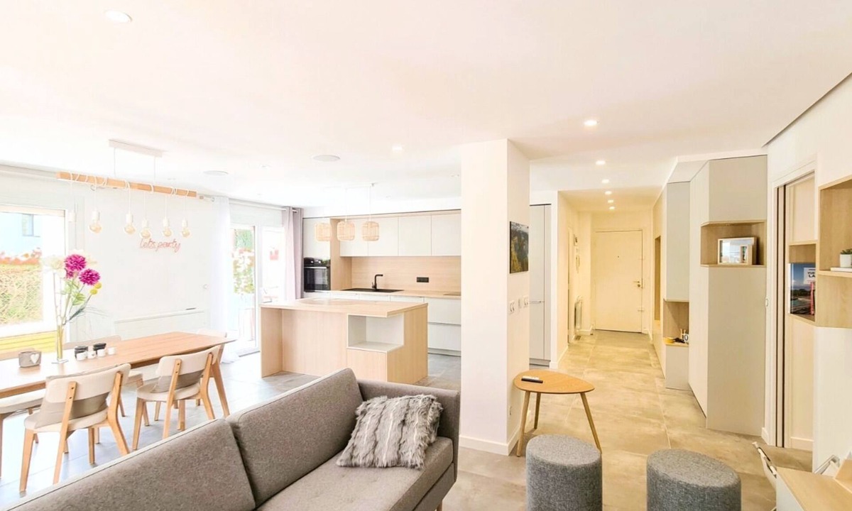 Annecy-le-Vieux Apartment | Proche Lac