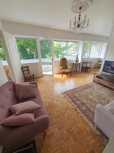 Marly-le-Roi Apartment | Proche Paris-Château Versailles-St Germain