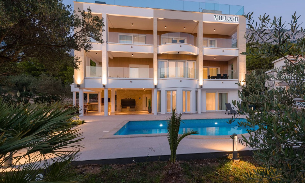 Promajna Apartment | Promajna Villa 01, Apartment 01 (6 + 2, ground floor)