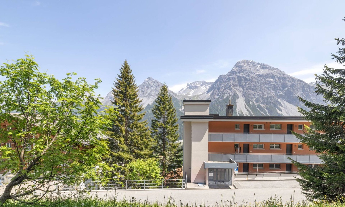 Arosa Apartment | Promenade Apt 003 by Interhome