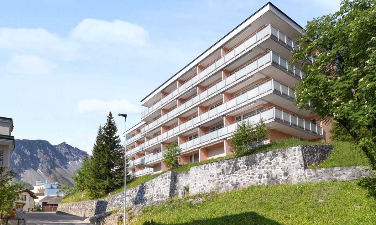 Arosa Apartment | Promenade Apt 009 by Interhome
