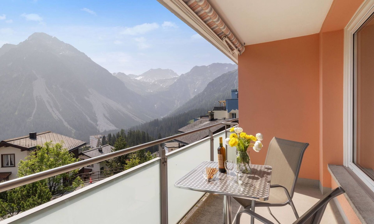 Arosa Apartment | Promenade Apt 110 by Interhome