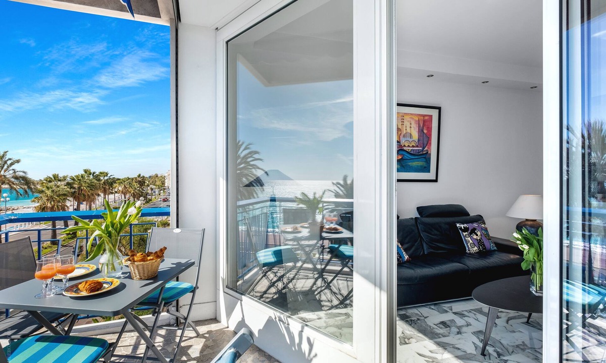 La Californie Apartment | Promenade Pearl - Stunning sea View Flat on the Promenade des Anglais