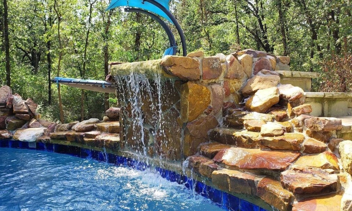 Holly Lake Ranch House | Promo:Pool|Hot tub|Plygrnd|GameRoom|Sleeps 9