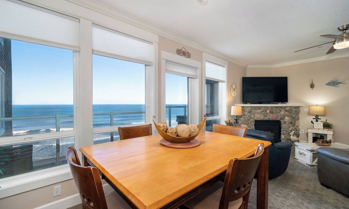 Lincoln City Condo | Promo! Third Floor Condo, Oceanfront, Private Hot Tub, Pool, and Free Wifi!