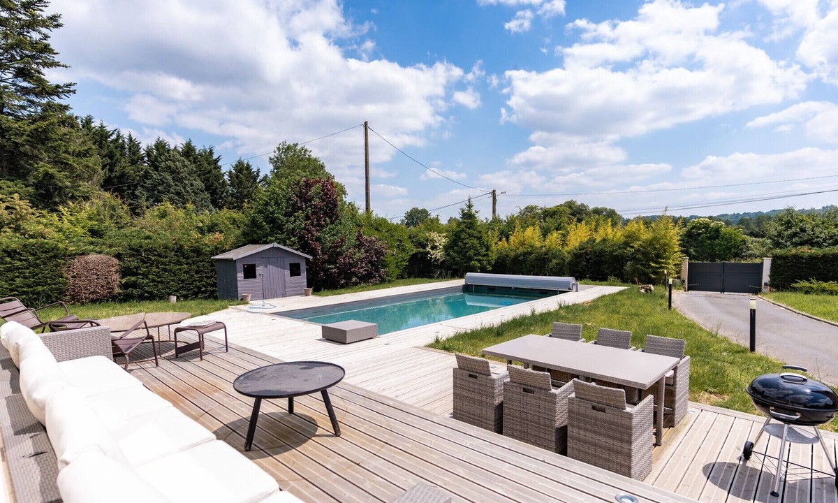 Saint-Etienne-la-Thillaye House | Property with heated pool