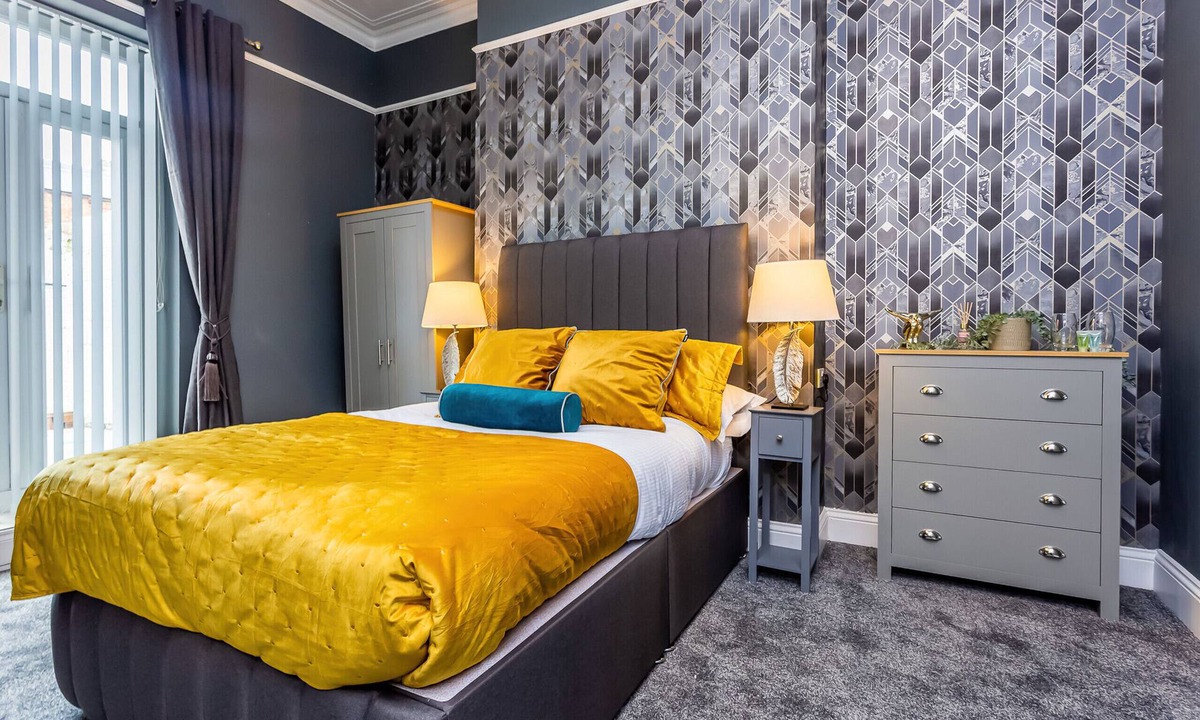 South Shields Ski Chalet | Properties Unique | Sandhaven House