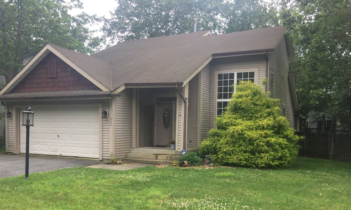 Smithville House | Property is SOLD 6/15/2021