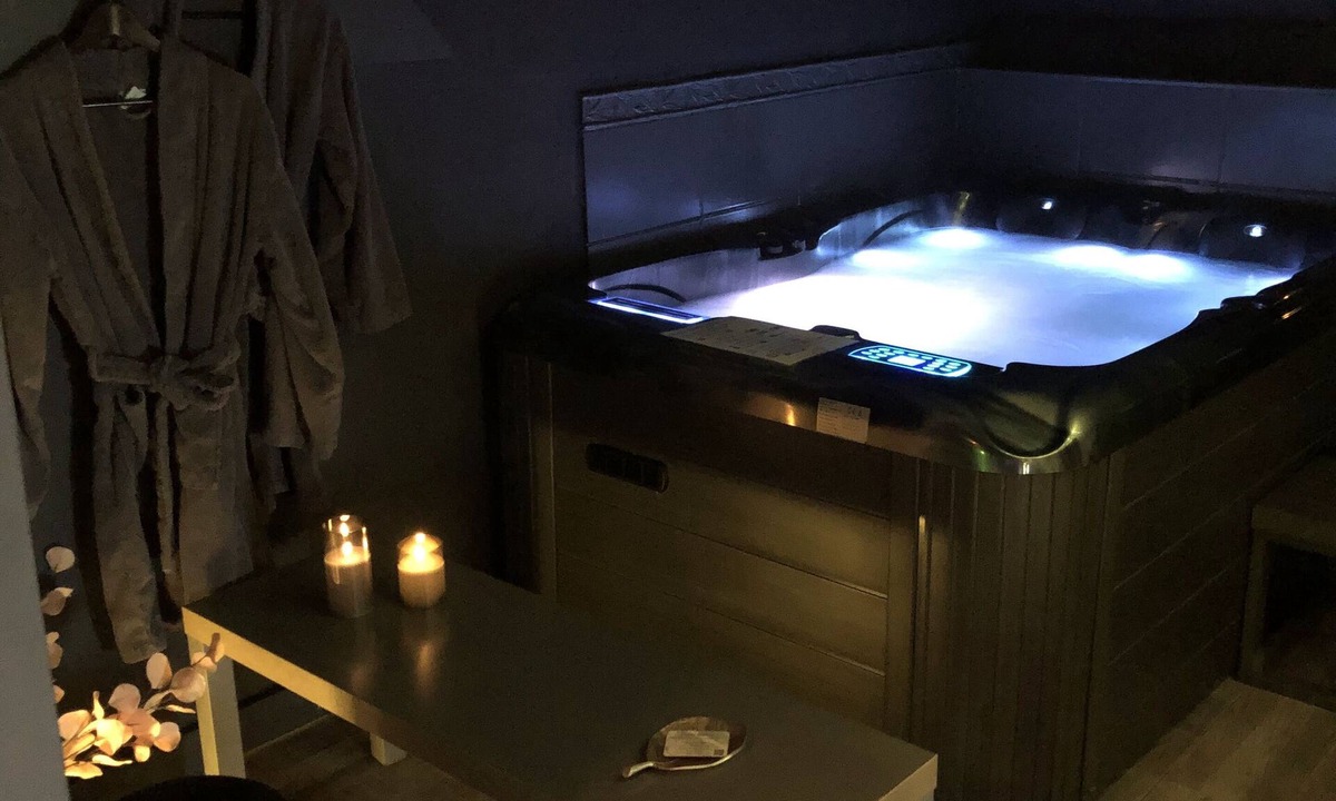 Sorbais House | Property with heated pool, spas, sauna & hammam