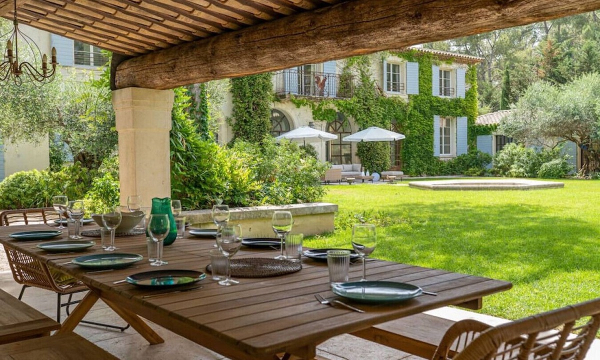 Montferrier-sur-Lez Villa | Provençal estate with pool, tennis court & village access near Montpellier