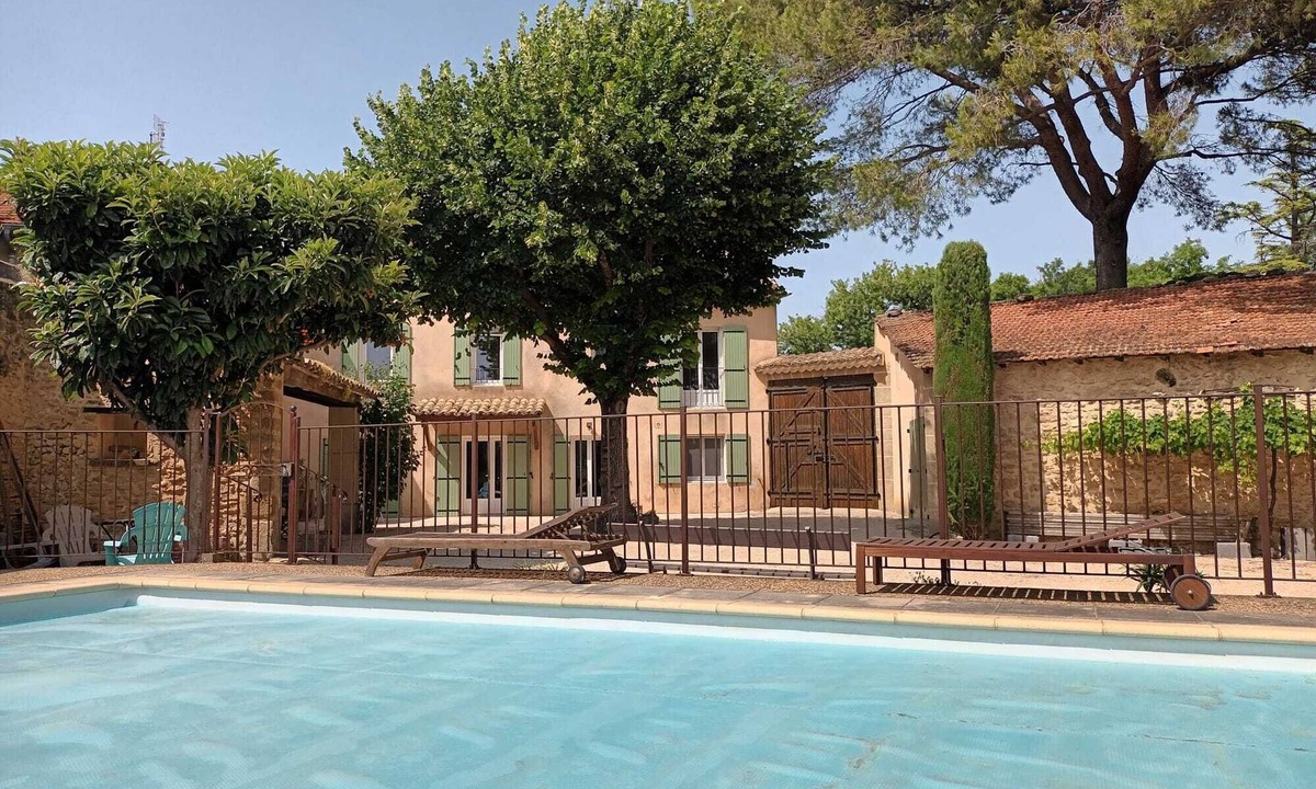 Camaret-sur-Aigues Other | Provençal house with private poolnLOU MAS PEYRETTES
