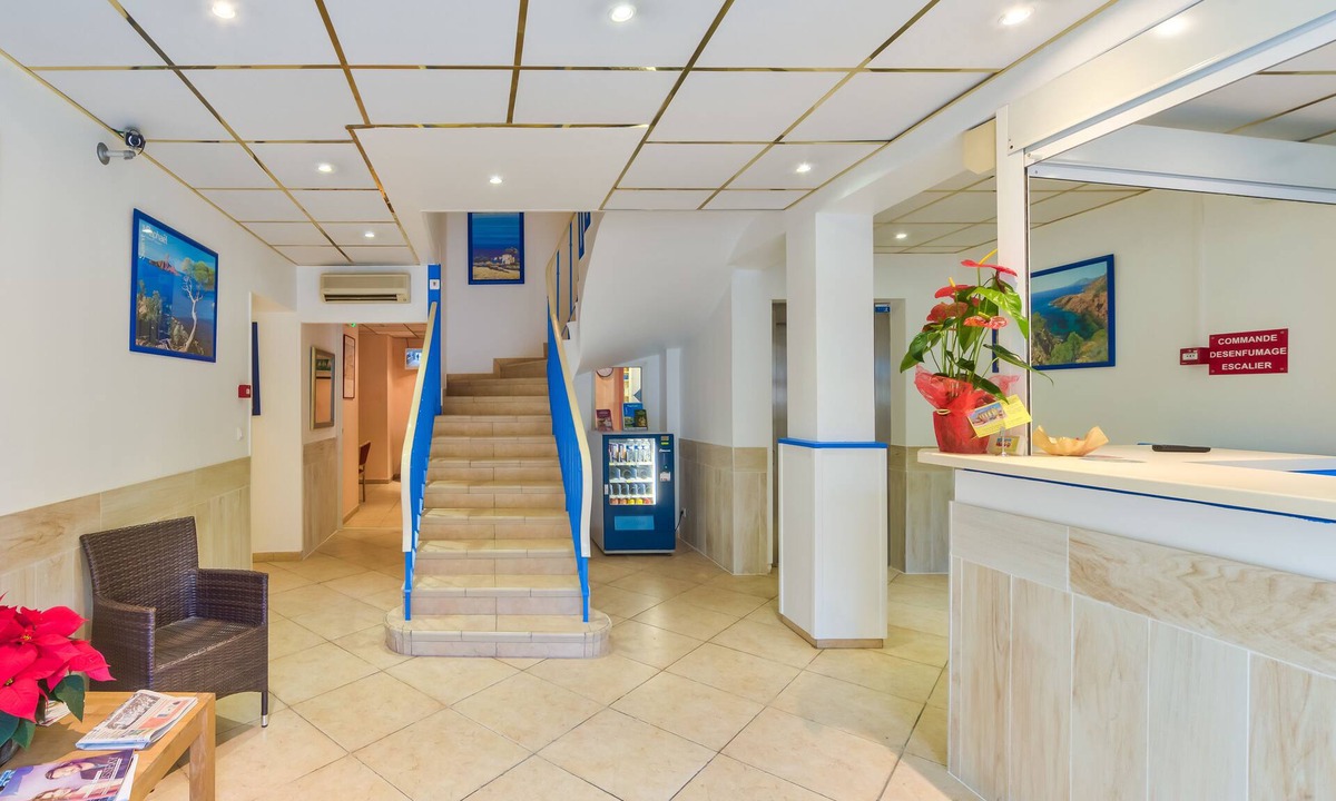 Saint-Raphael Hotel | Provençal Hotel