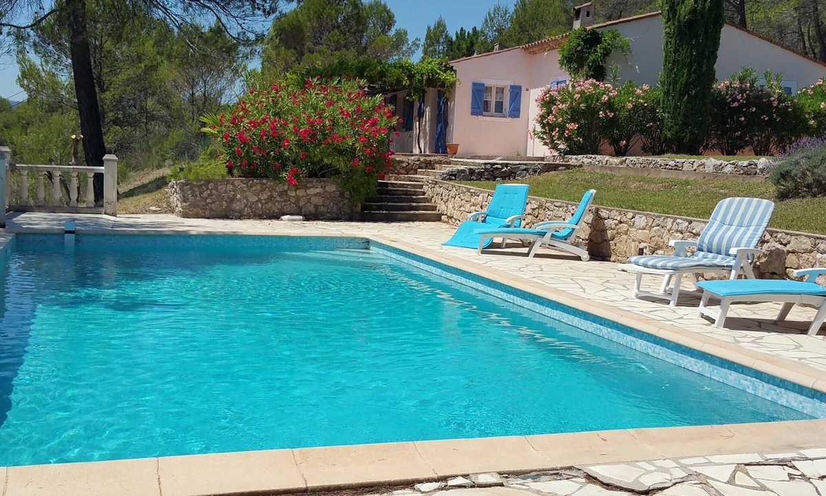 Salernes House | Provencal villa with private pool, wide views