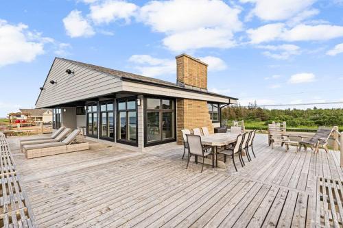 Grand Barachois House | Ptit - 3 bedroom 2 bath Waterfront Oasis