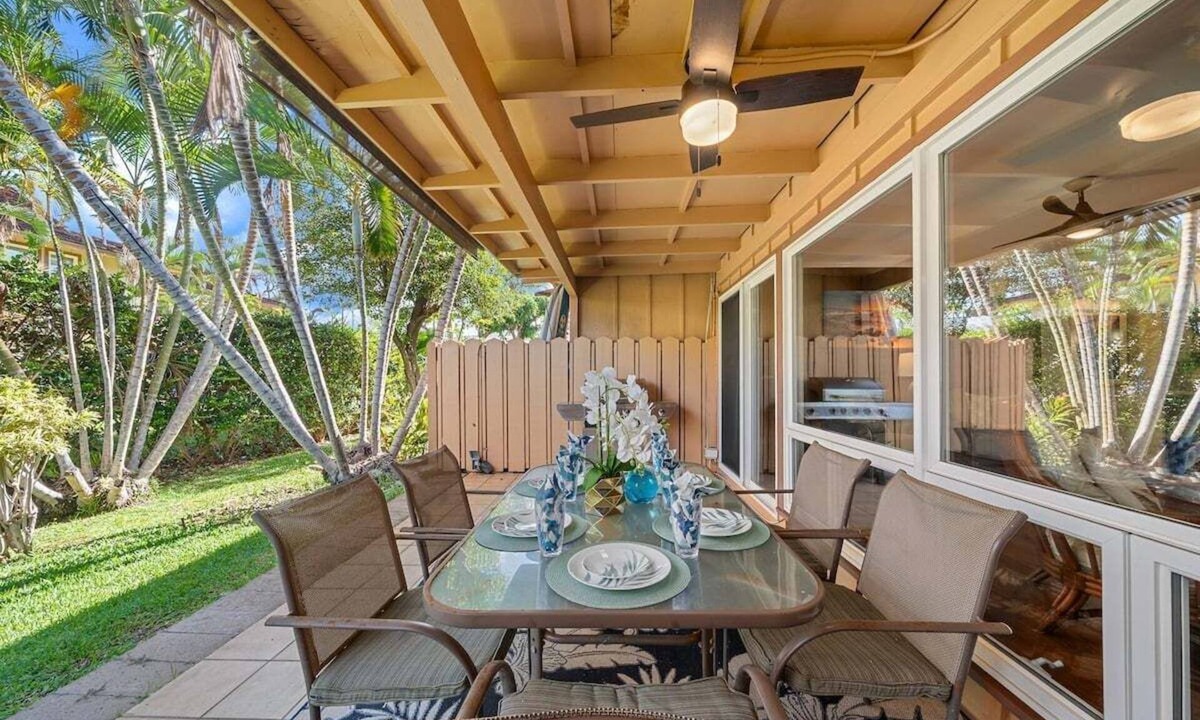 Historic Lahaina Front Street House | Puamana 153-4 Spacious 3BR & Steps to Beach, Oceanfront pool
