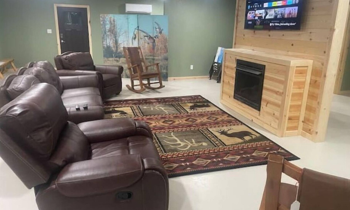 Corning House | Puddle Duck Lodge