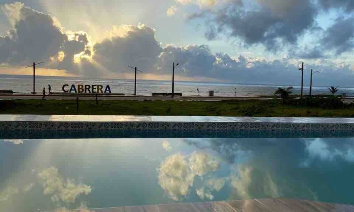 Cabrera Villa | Puerta al Mar