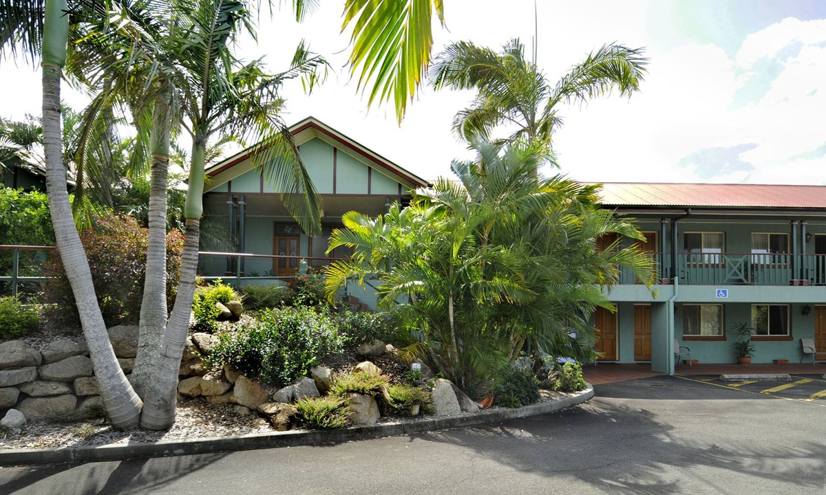 Loganholme Hotel | Puffers Inn Logan Motel