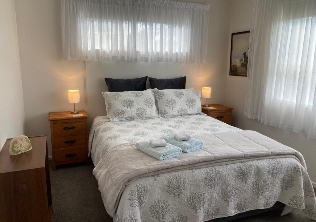 Pukehina House | Pukehina Room 4 Two