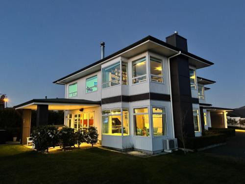 Nukuhau Bed & Breakfast | Punawai Homestay