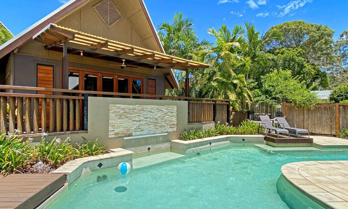 Nelly Bay Villa | Pure Magnetic Villa 5