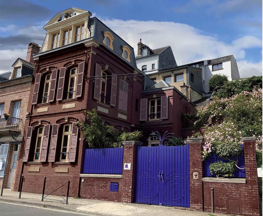 Moyenneville House | Purple House