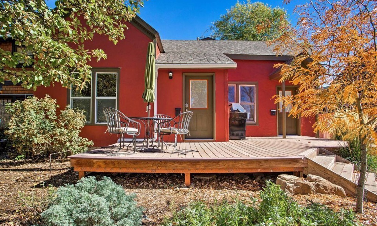 Historic Downtown Durango House | Purple Juniper: Heart of Downtown, Sunny Front Deck