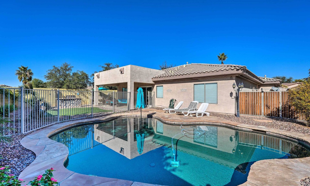 Palm Valley House | Putting Green + Game Room: Goodyear Oasis