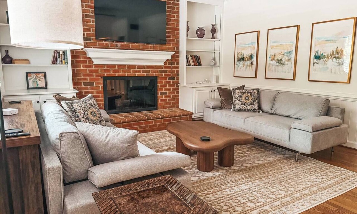 New Irving Park House | Putting Green - Life Sized Chess -Luxury Aesthetic