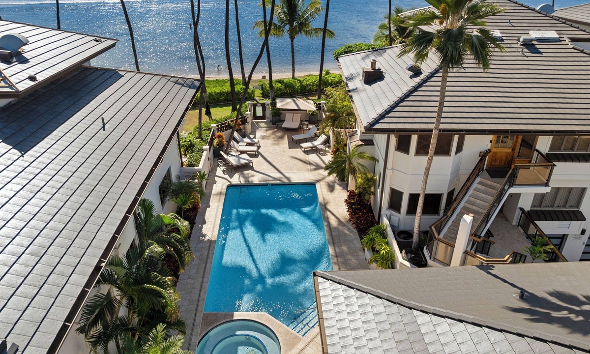 Historic Lahaina Front Street Condo | Puunoa Beach Estates 104