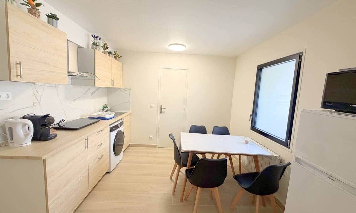 Noisy-le-Grand Apartment | Qhome 8 - Cozy 2-Bedroom Apartment Between Paris and Disney