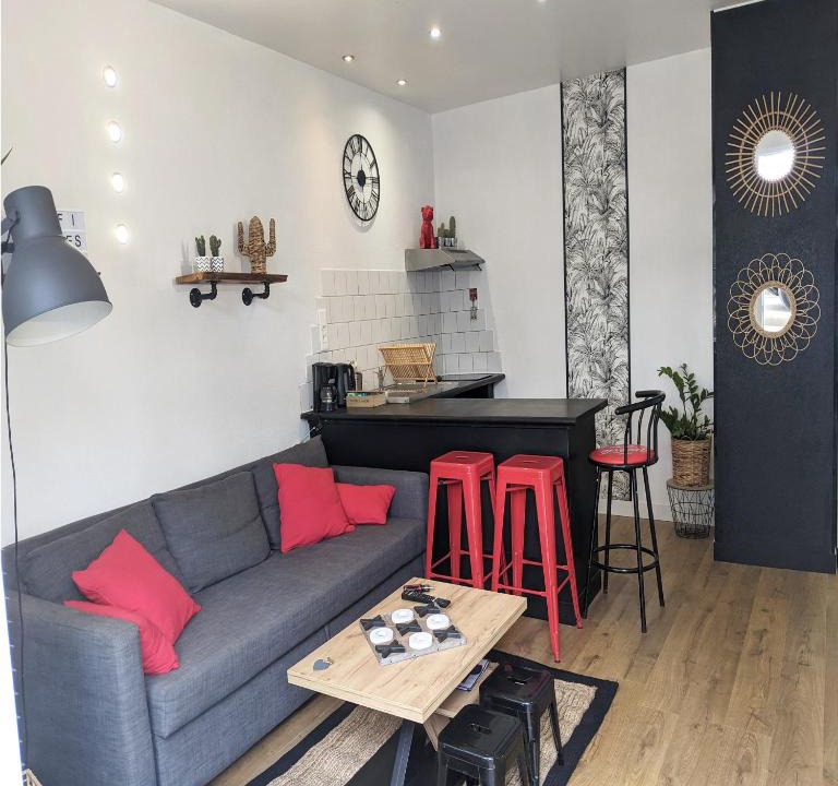 Waldeck-Sully Apartment | Quai de Versailles Nantes