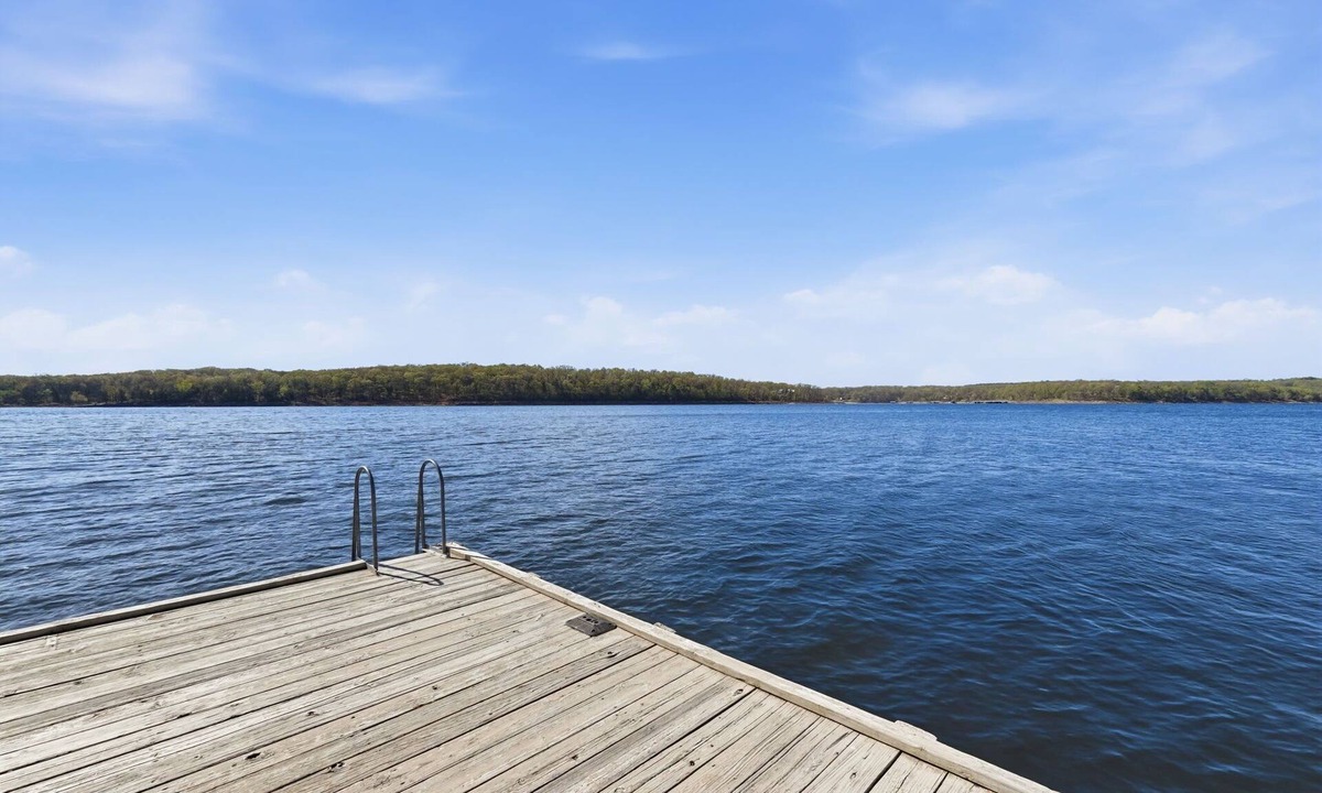 Shell Knob Apartment | Quail Cove 6 - Lakefront Studio Boat Slip