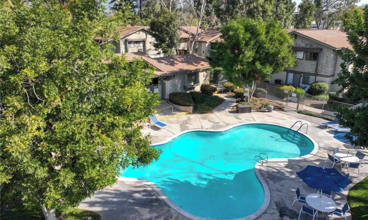 Westmont Condo | Quail Creek Retreat! Come enjoy a fully remodeled Condo!