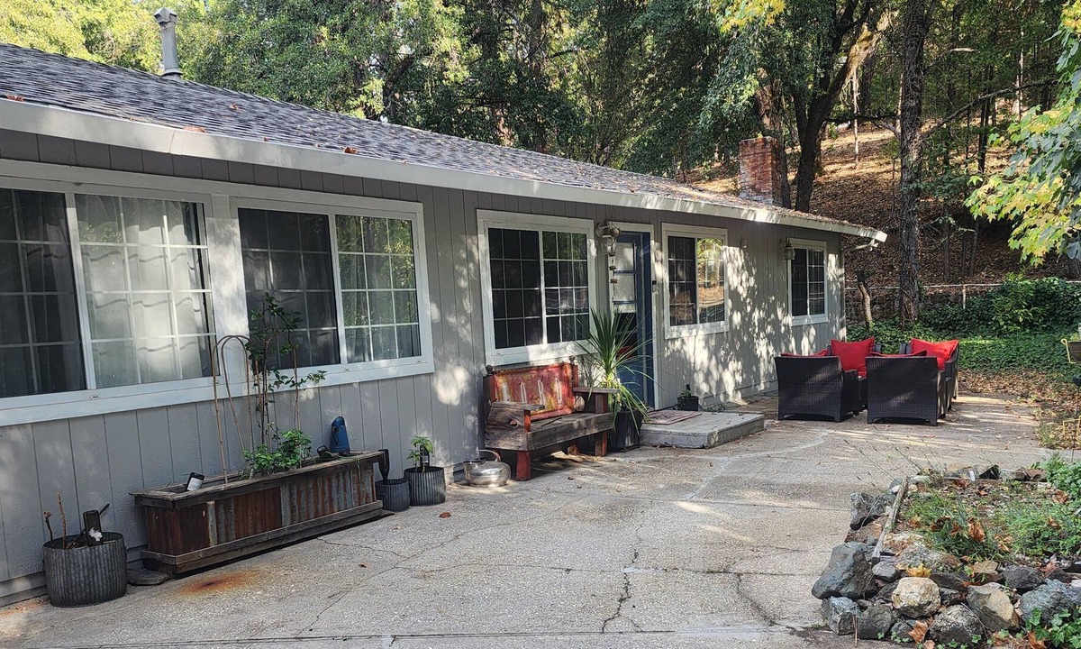 Nevada City House | Quaint 2-Bdrm Ranch Outside Historic Nevada City
