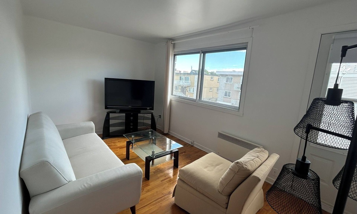 Lachine Apartment | Quaint 2-bedroom apartment in Montréal