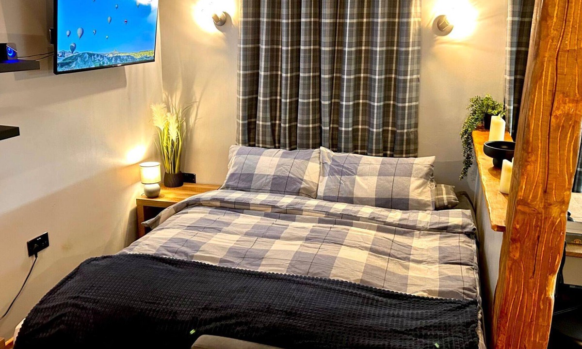 Bury Cottage | Quaint and Cosy Cottage - Manchester