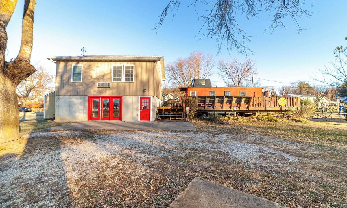Hartsburg House | Quaint cottage w/direct access to Katy Trail!