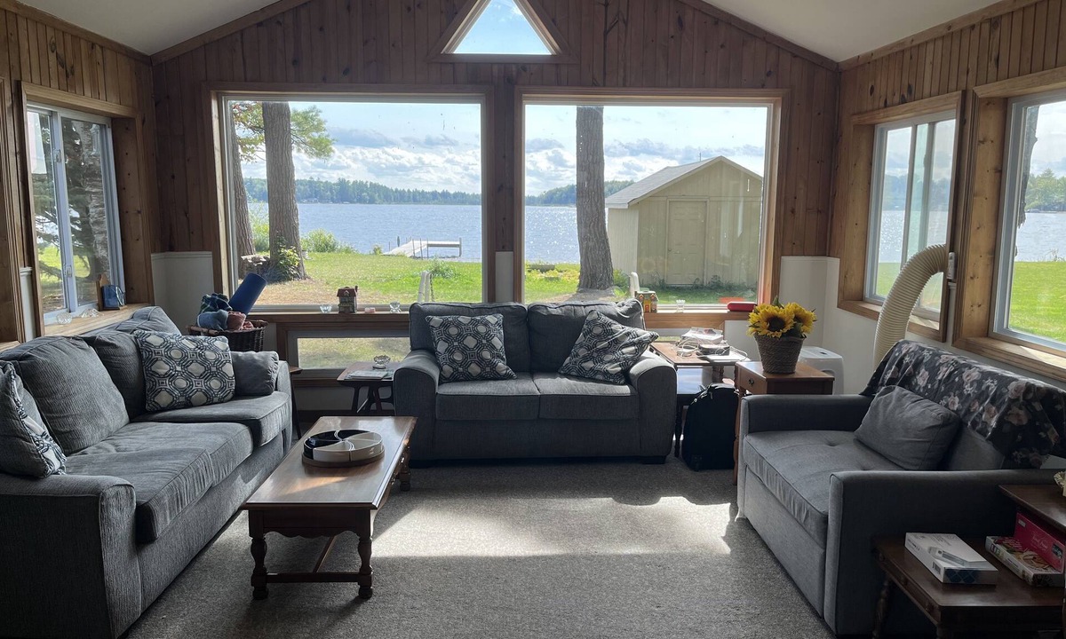 Kalkaska Cottage | Quaint Family lake cottage w/beach, dock,internet on all sports Crawford Lake