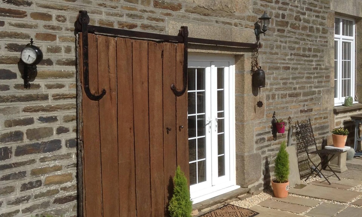 Savigny-le-Vieux Cottage | "Quaint French Cottage"