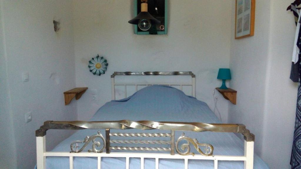 Elation House | Quaint Greek Cottage, Rural Setting, Great Views.