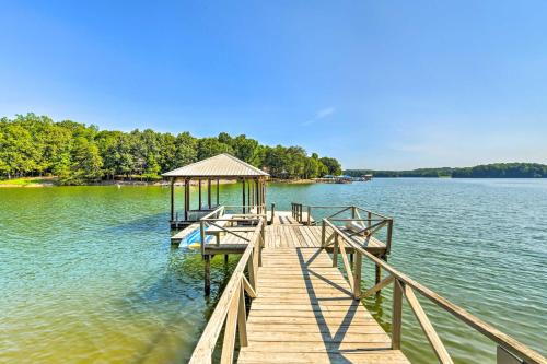 Sherrills Ford House | Quaint Lake Norman Home w/Boat Dock + Grill!